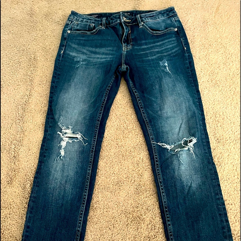 Vigoss distressed jeans